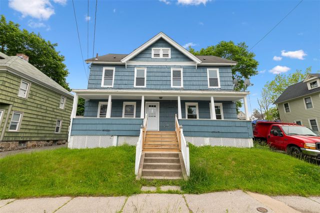 8 Chestnut Street, Middletown, NY 10940