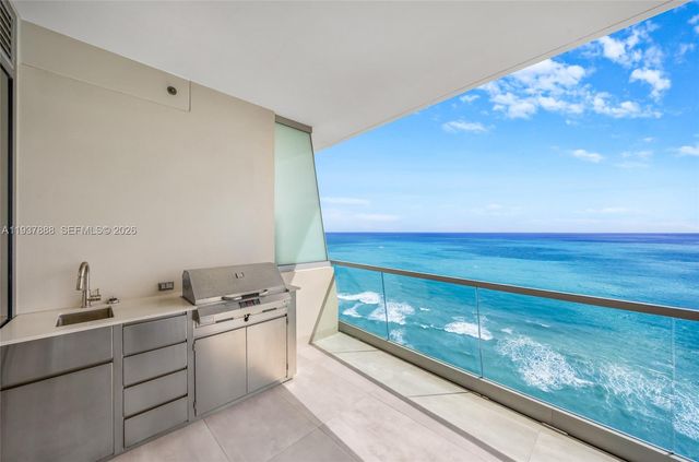 18501 Collins Avenue 2502, Sunny Isles Beach, FL 33160