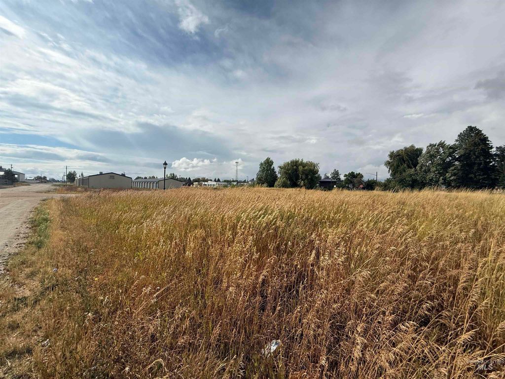 201 E Spruce, Fairfield, ID 83327 photo 4