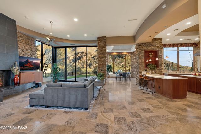 14644 N Dove Canyon Pass, Marana, AZ 85658