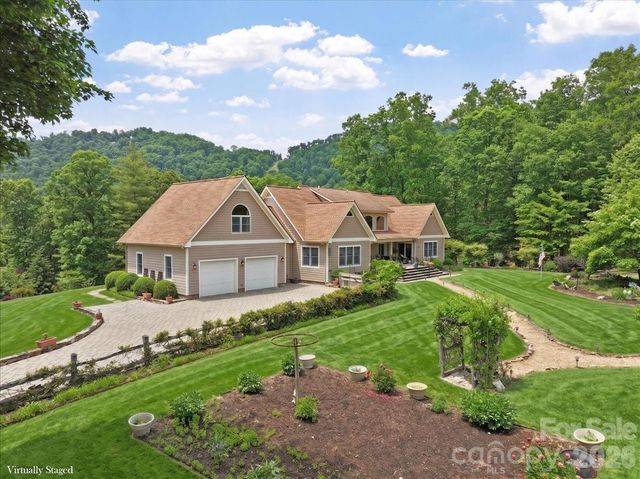 750 Barebridge Drive, Burnsville, NC 28714