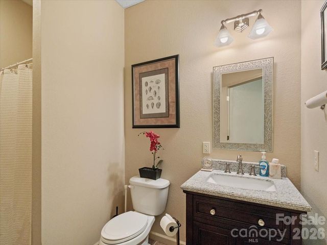 750 Barebridge Drive, Burnsville, NC 28714