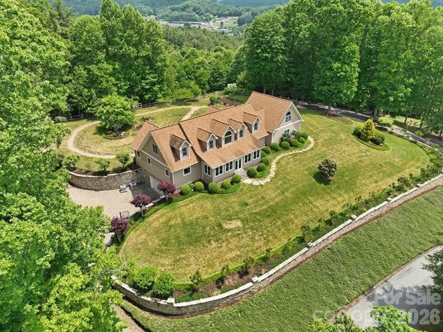 750 Barebridge Drive, Burnsville, NC 28714