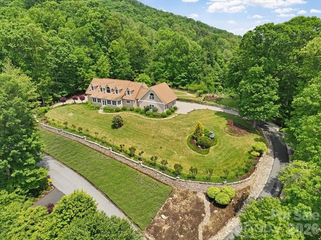 750 Barebridge Drive, Burnsville, NC 28714