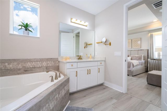 9942 SUMMERLAKE GROVES STREET, Winter Garden, FL 34787