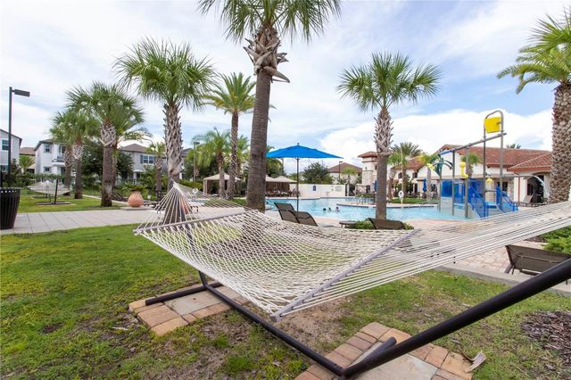 9942 SUMMERLAKE GROVES STREET, Winter Garden, FL 34787