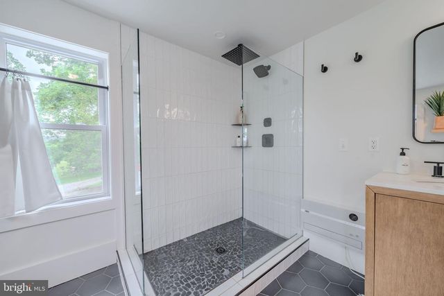 161 ESH LN, Liverpool, PA 17045