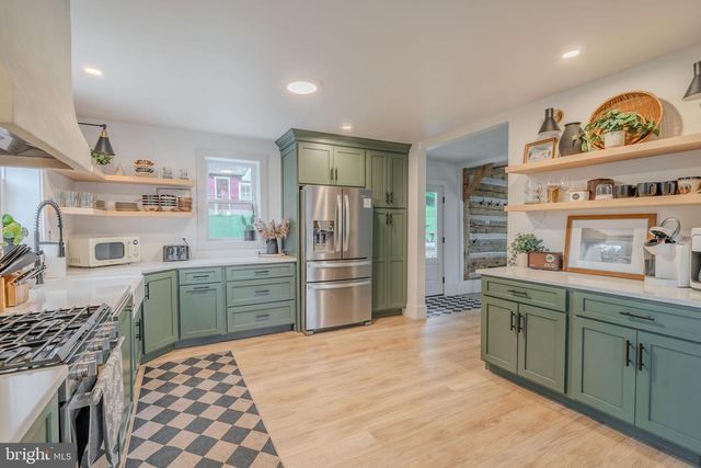 161 ESH LN, Liverpool, PA 17045
