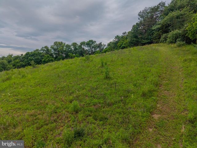 161 ESH LN, Liverpool, PA 17045