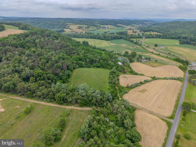 161 ESH LN, Liverpool, PA 17045
