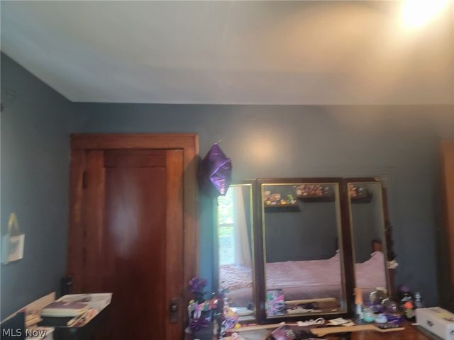 866 Milan Avenue, Amherst, OH 44001