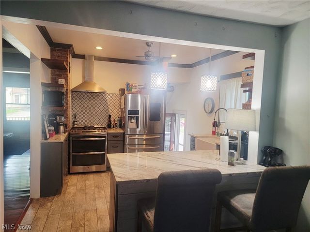 866 Milan Avenue, Amherst, OH 44001