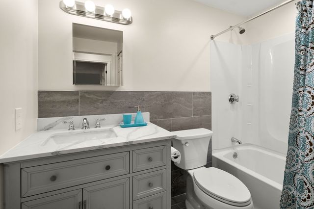 1408 Franklin Crossing Rd 1408, Franklin, MA 02038