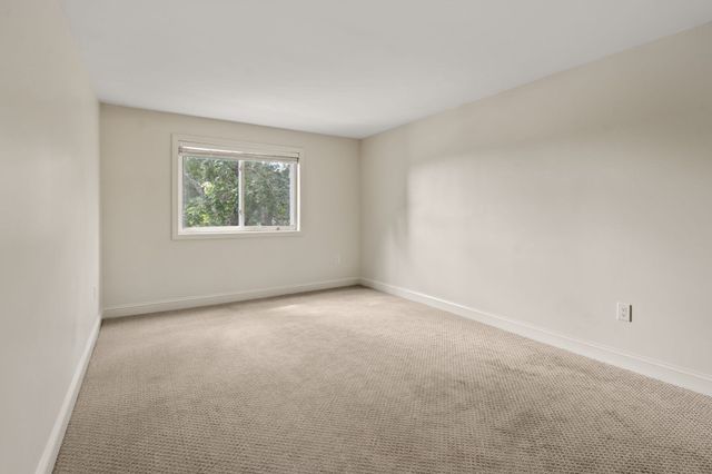1408 Franklin Crossing Rd 1408, Franklin, MA 02038