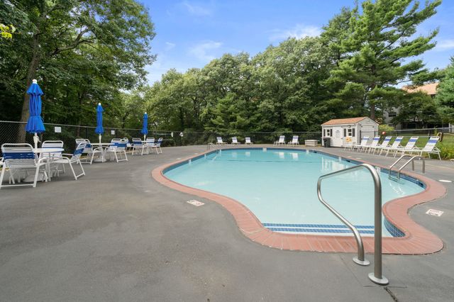 1408 Franklin Crossing Rd 1408, Franklin, MA 02038