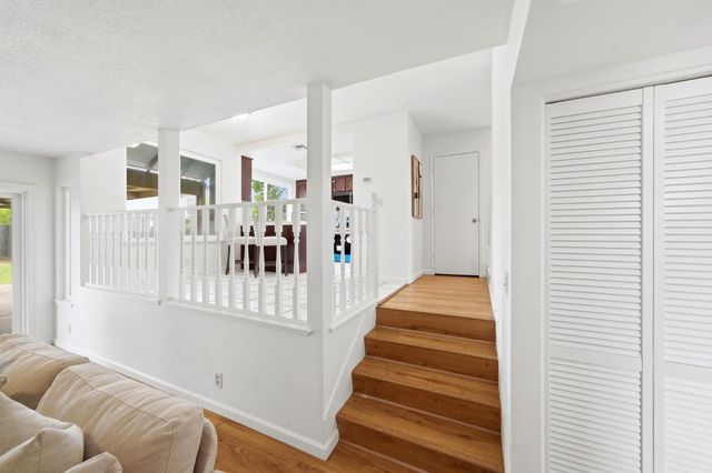 3945 Sea Forest Way, Sacramento, CA 95823