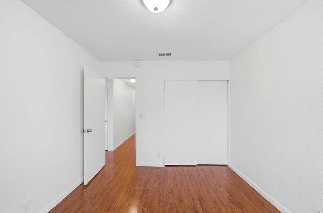 3945 Sea Forest Way, Sacramento, CA 95823