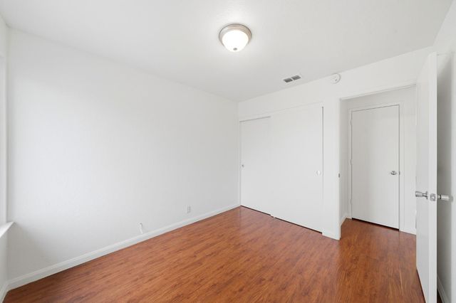 3945 Sea Forest Way, Sacramento, CA 95823