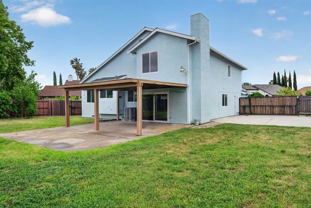 3945 Sea Forest Way, Sacramento, CA 95823