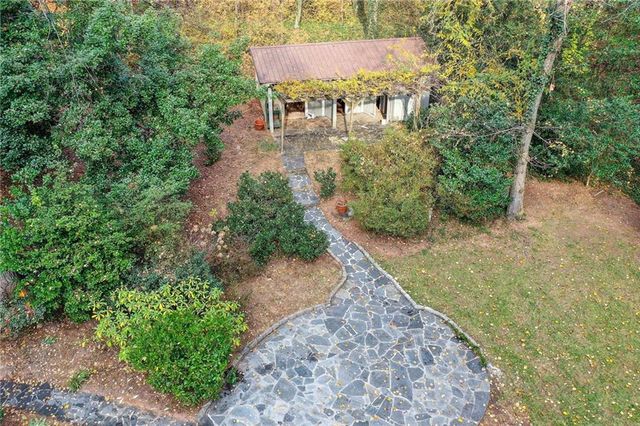 200 Cameron Ridge Drive, Atlanta, GA 30328