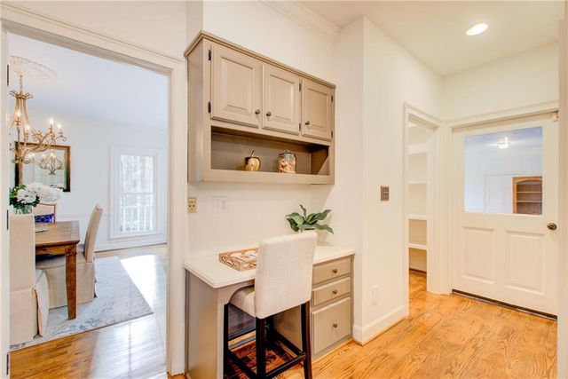 200 Cameron Ridge Drive, Atlanta, GA 30328