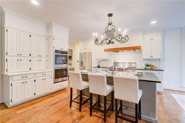 200 Cameron Ridge Drive, Atlanta, GA 30328