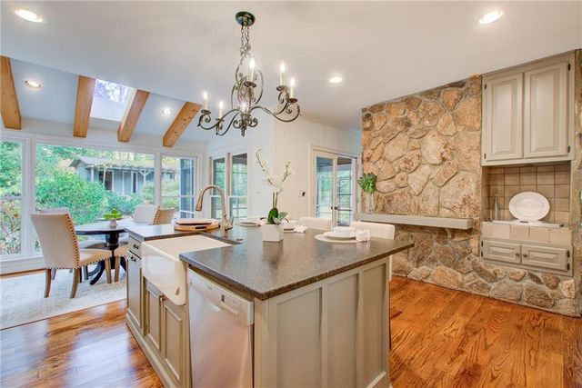 200 Cameron Ridge Drive, Atlanta, GA 30328