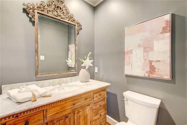 200 Cameron Ridge Drive, Atlanta, GA 30328