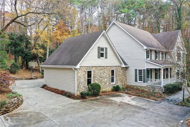 200 Cameron Ridge Drive, Atlanta, GA 30328