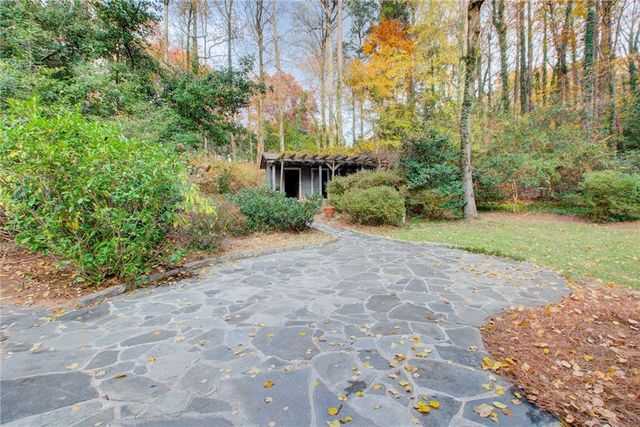 200 Cameron Ridge Drive, Atlanta, GA 30328