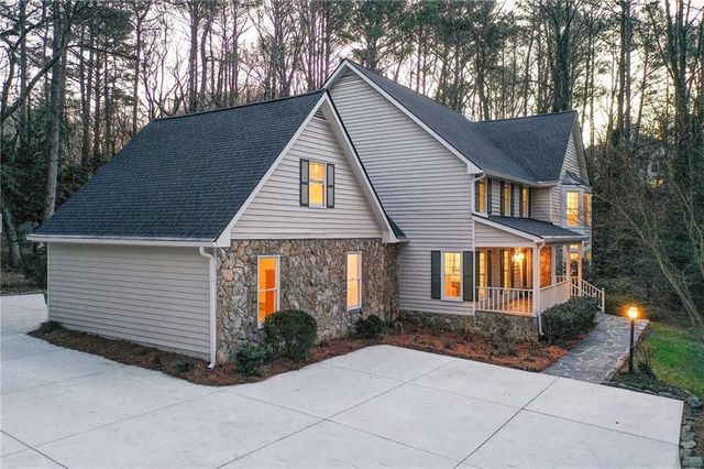 200 Cameron Ridge Drive, Atlanta, GA 30328