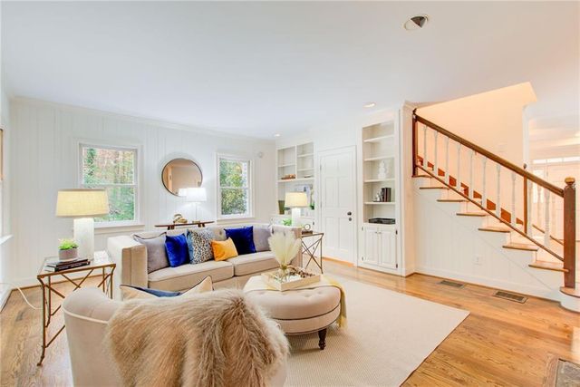 200 Cameron Ridge Drive, Atlanta, GA 30328