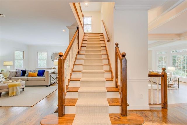 200 Cameron Ridge Drive, Atlanta, GA 30328