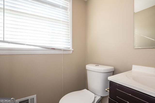 2134 Elinwood Drive, East Point, GA 30344