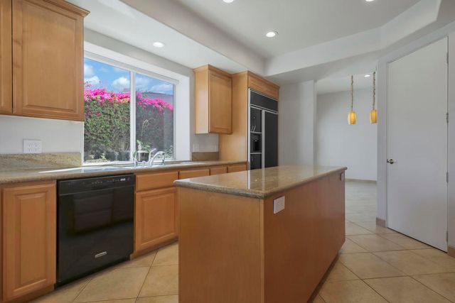 47540 Via Montessa, La Quinta, CA 92253