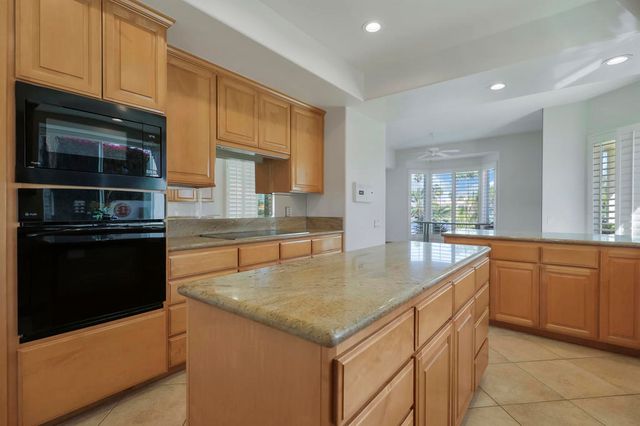 47540 Via Montessa, La Quinta, CA 92253