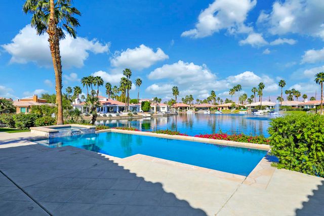 47540 Via Montessa, La Quinta, CA 92253