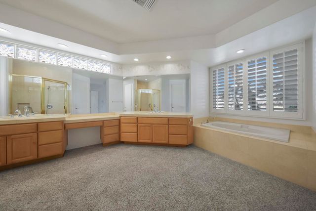 47540 Via Montessa, La Quinta, CA 92253