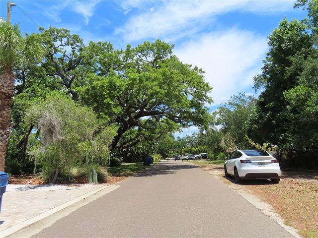 MAYO, Crystal Beach, FL 34681