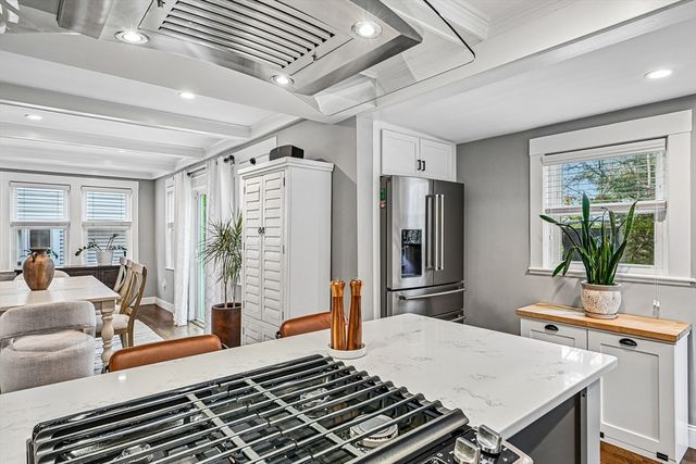 24 Fellsview Ave, Medford, MA 02155