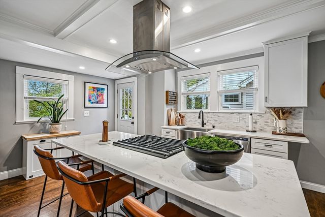 24 Fellsview Ave, Medford, MA 02155