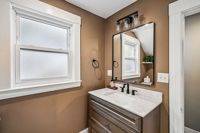 24 Fellsview Ave, Medford, MA 02155