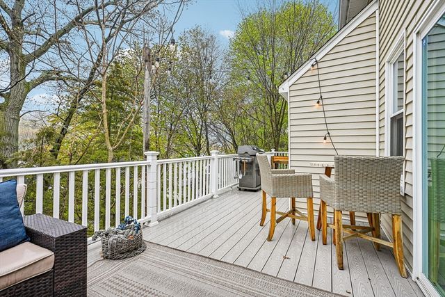 24 Fellsview Ave, Medford, MA 02155