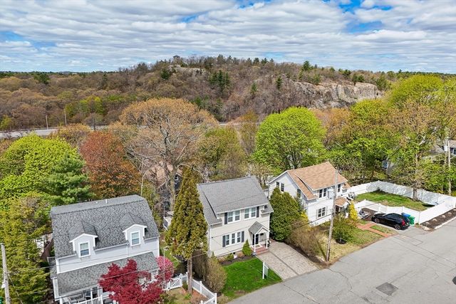 24 Fellsview Ave, Medford, MA 02155