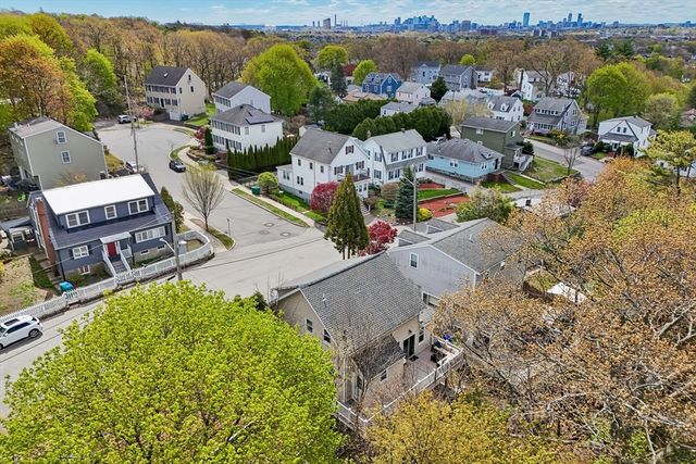 24 Fellsview Ave, Medford, MA 02155