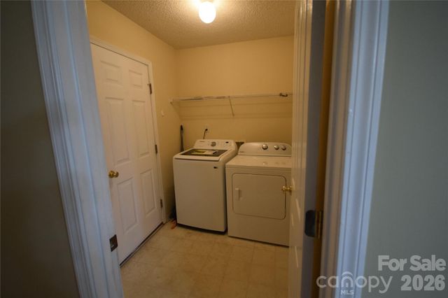 3703 Sipes Lane , Charlotte, NC 28269