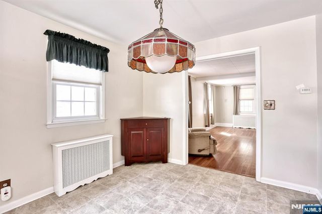 9 New York Avenue, Bergenfield, NJ 07621