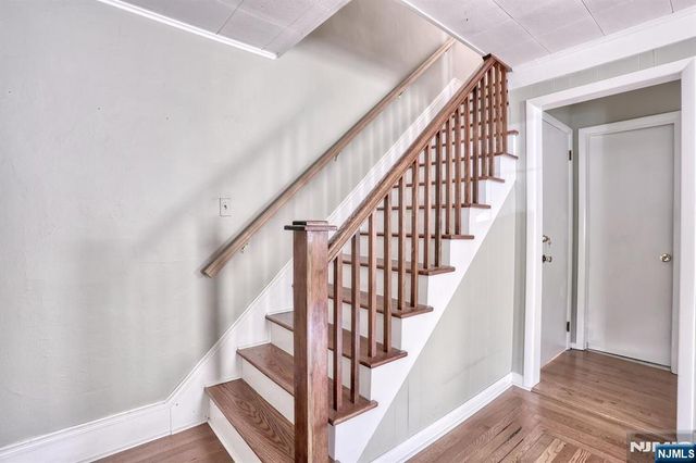 9 New York Avenue, Bergenfield, NJ 07621