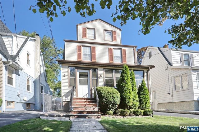 9 New York Avenue, Bergenfield, NJ 07621