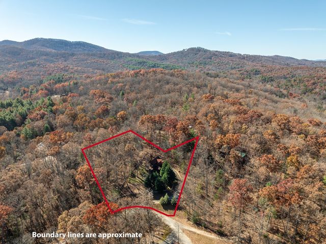 165 Christian Crossing, Morganton, GA 30560